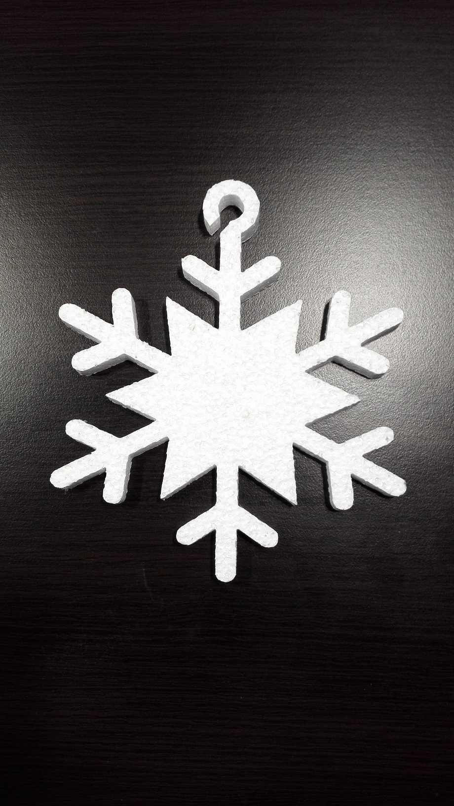 снежинка из пенопласта 2022